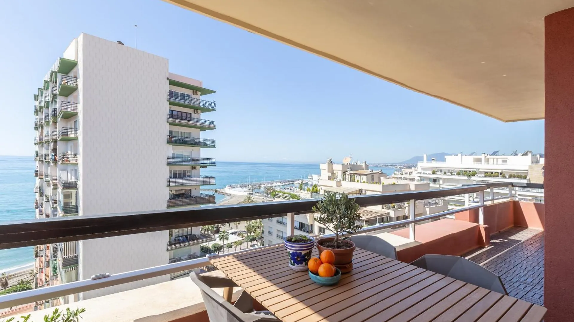 Contactos de Marbella Port Beachfront - Eaw Homes